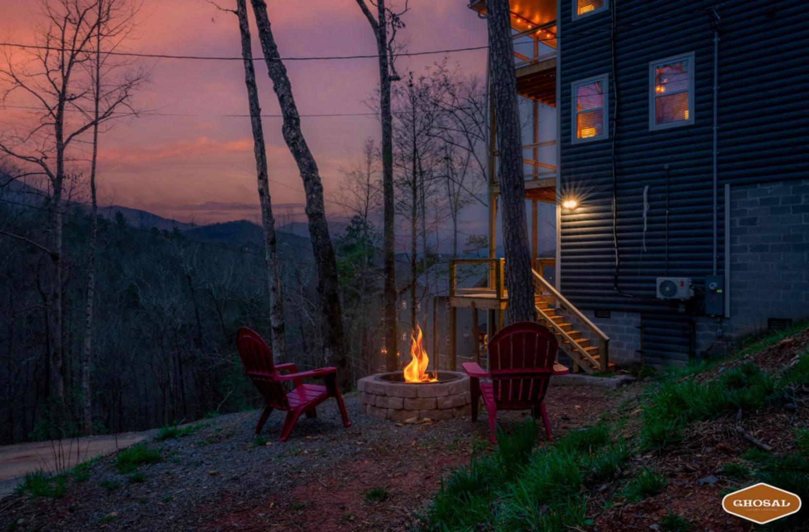 Tranquil Mountain Getaway By Ghosal Luxury Lodging Gatlinburg Eksteriør billede