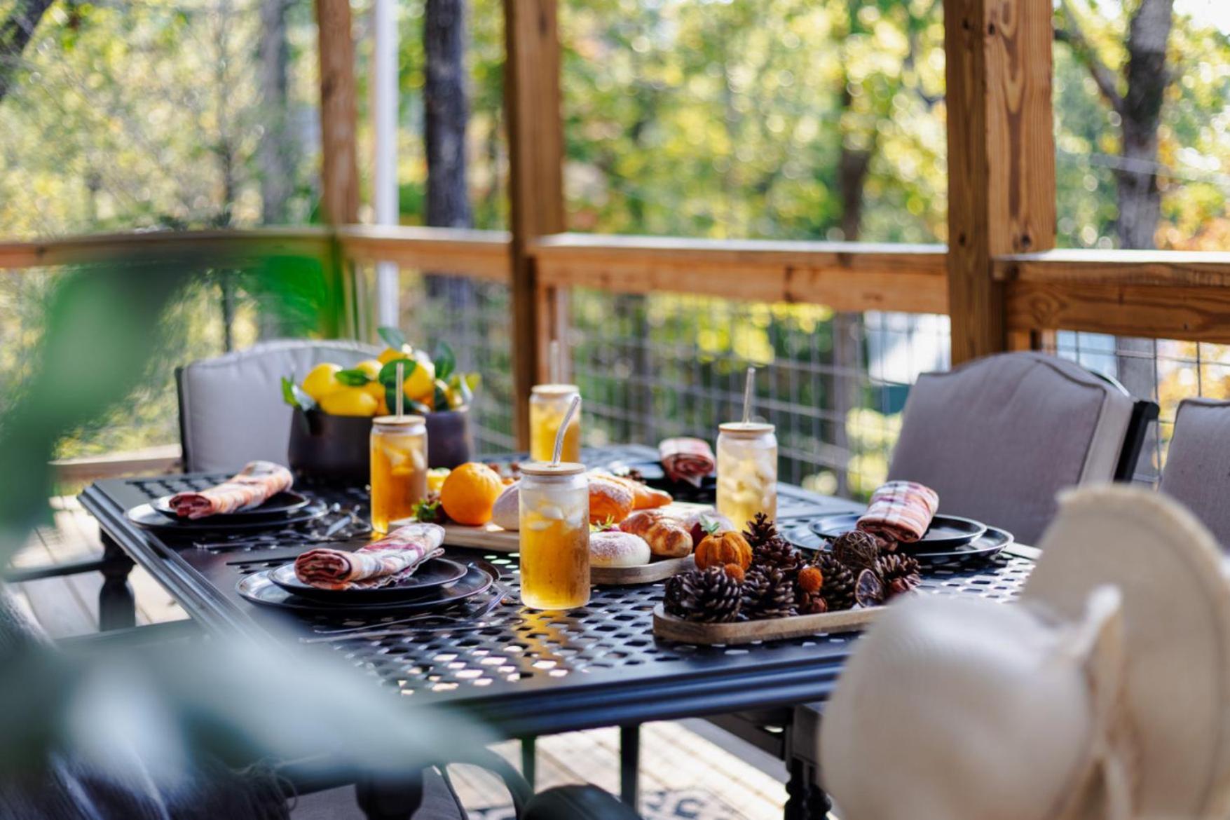 Tranquil Mountain Getaway By Ghosal Luxury Lodging Gatlinburg Eksteriør billede
