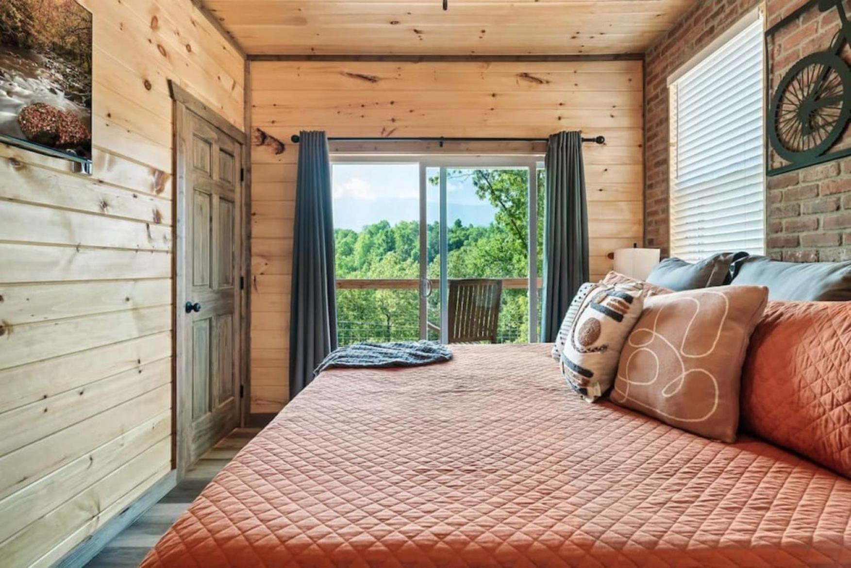 Tranquil Mountain Getaway By Ghosal Luxury Lodging Gatlinburg Eksteriør billede